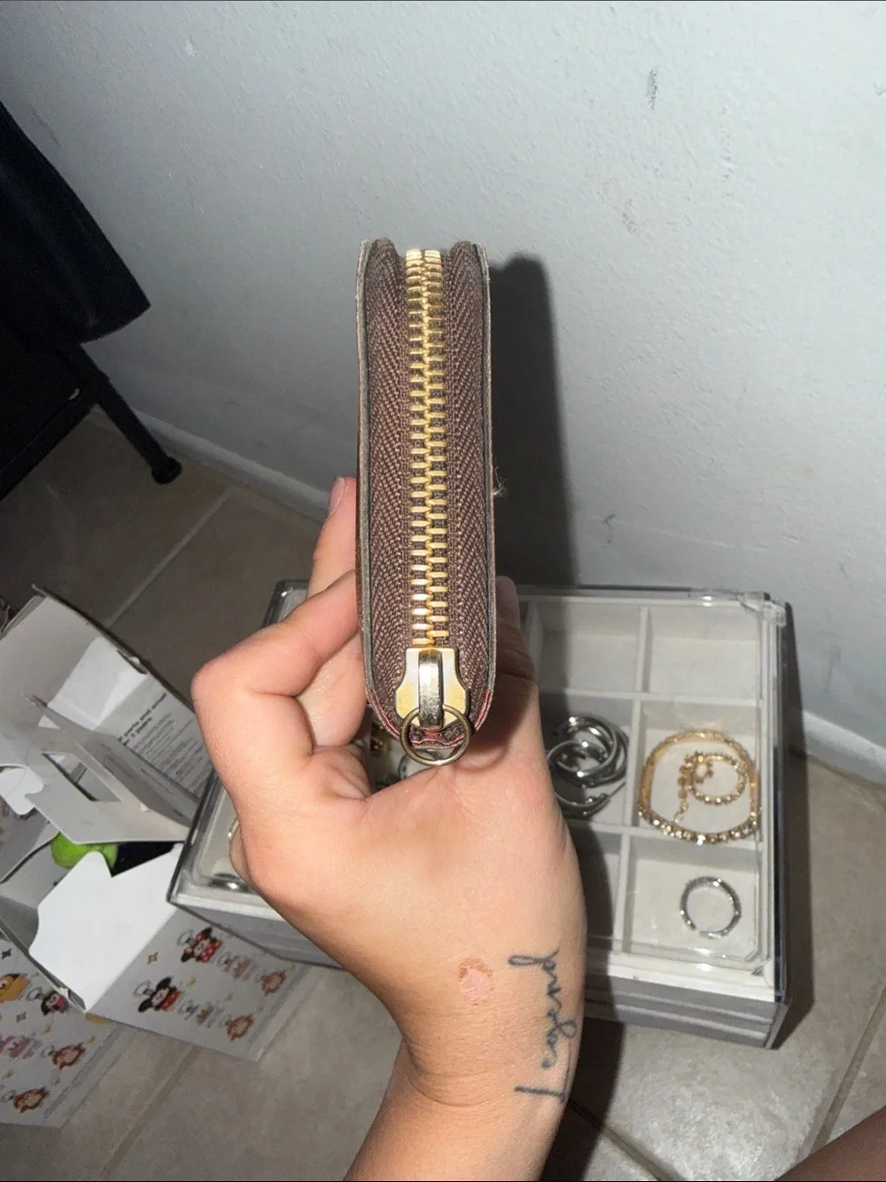 AUTHENTIC Louis Vuitton Wallet